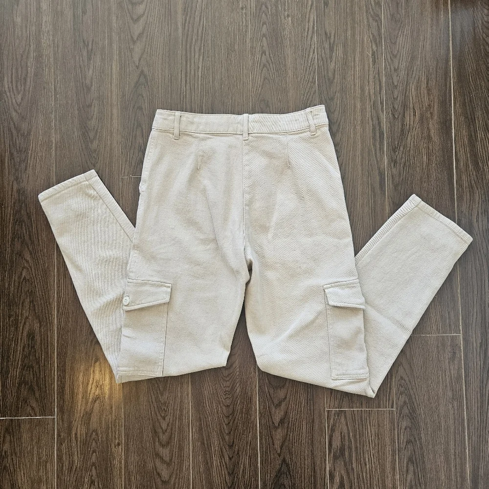 Aritzia Wilfred Free High-Waisted Twill Modern Cargo Pant Birch Size 4 - Picture 10 of 10